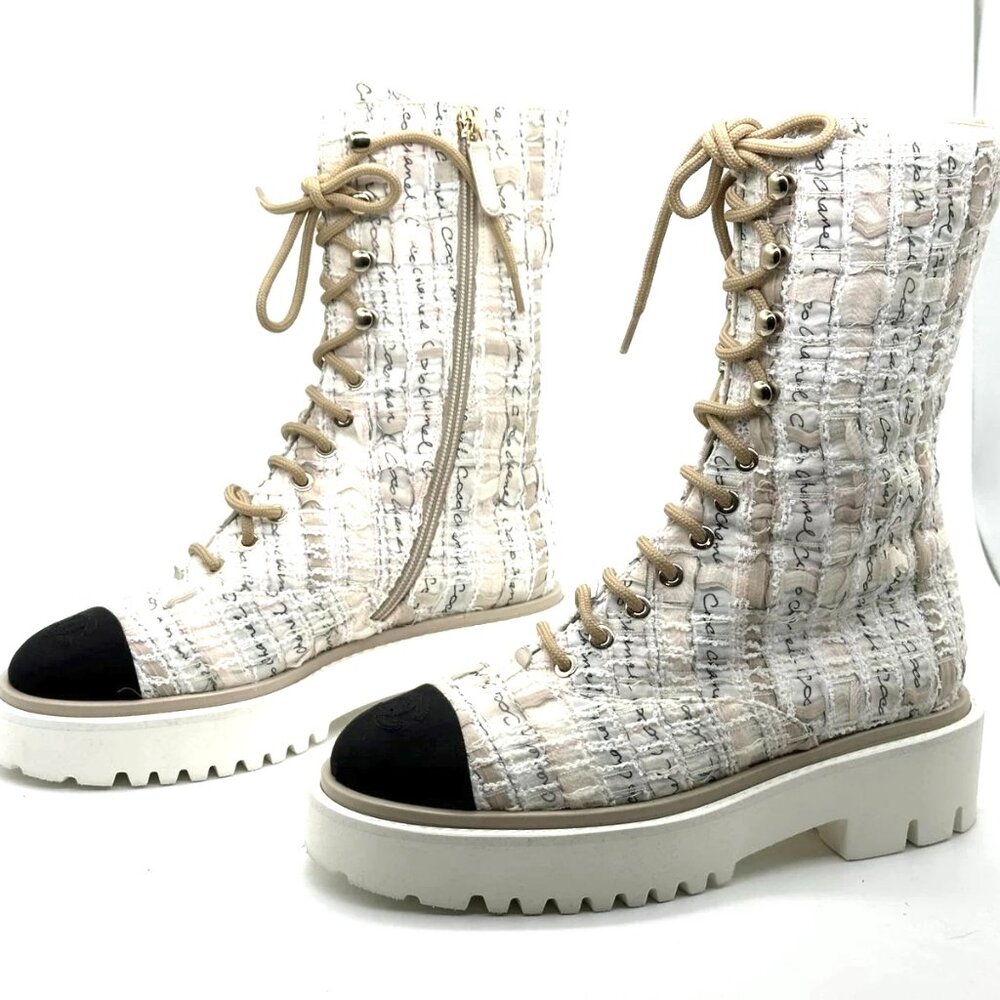 CHANEL 22C CC Cap Toe Lace Up Tweed Combat Lug Sole Ankle Bootie Boots - Picture 9 of 15
